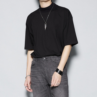 五分袖暗黑剪裁青年T恤