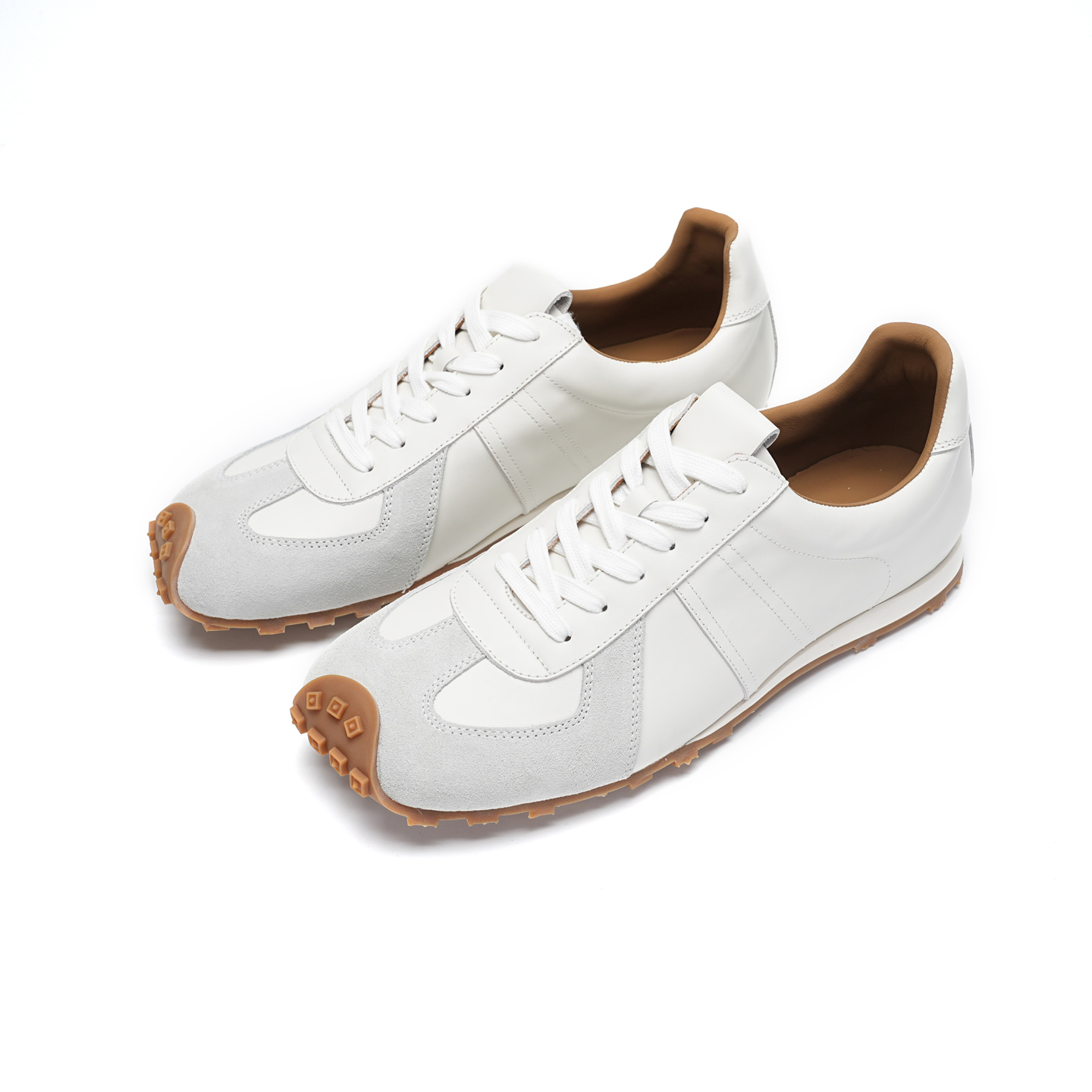 日系复古拼接简约时尚薄底德训鞋