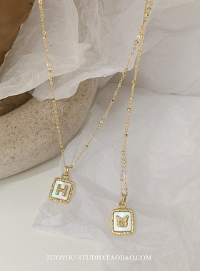 方形蝴蝶贝母项链女不掉色