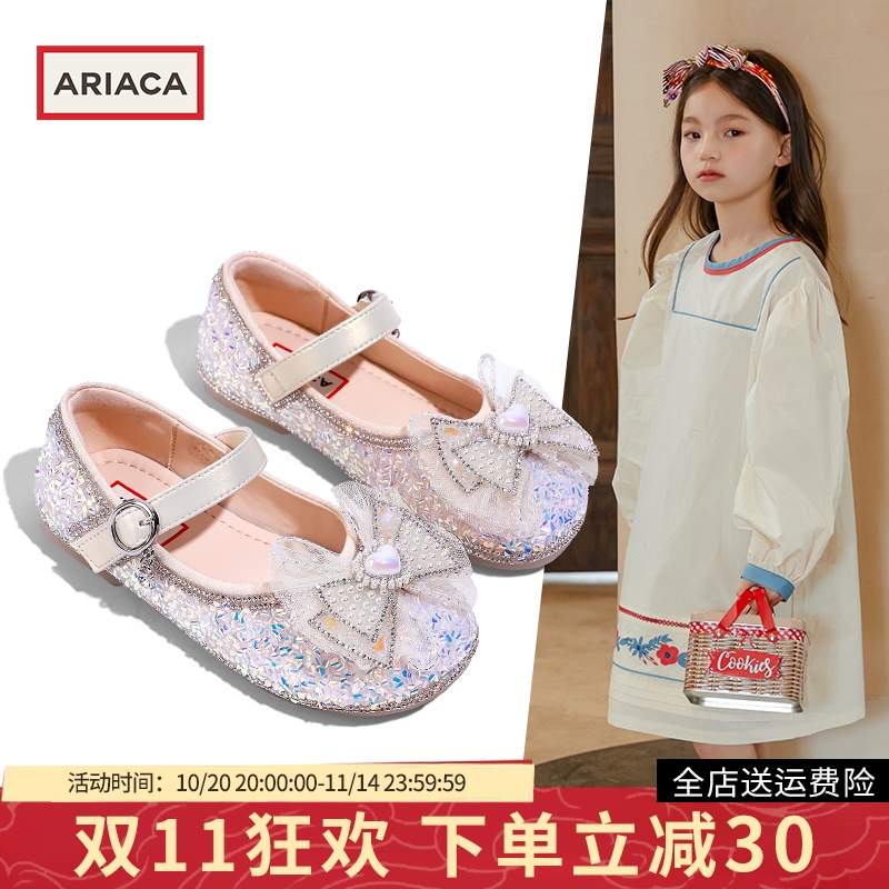 ARIACA春季新款蝴蝶水晶鞋