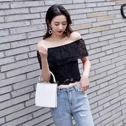 韩版百搭一字肩上衣女夏季修身显瘦短袖露肩蕾丝衫漏锁骨洋气小衫