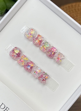儿童高级感穿戴甲短款卡通立体小熊软糖美甲贴片小学生假指甲可卸