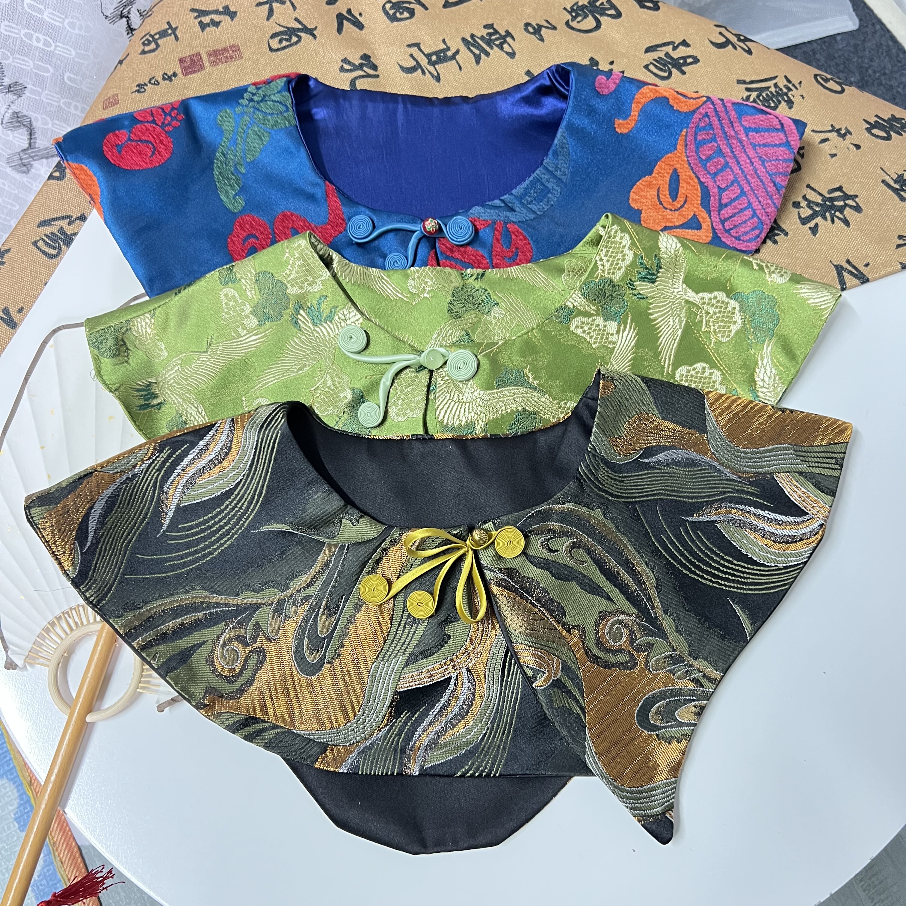 新中式国风披肩外搭古风汉服旗袍搭配小坎肩假领子香云纱盘扣云肩