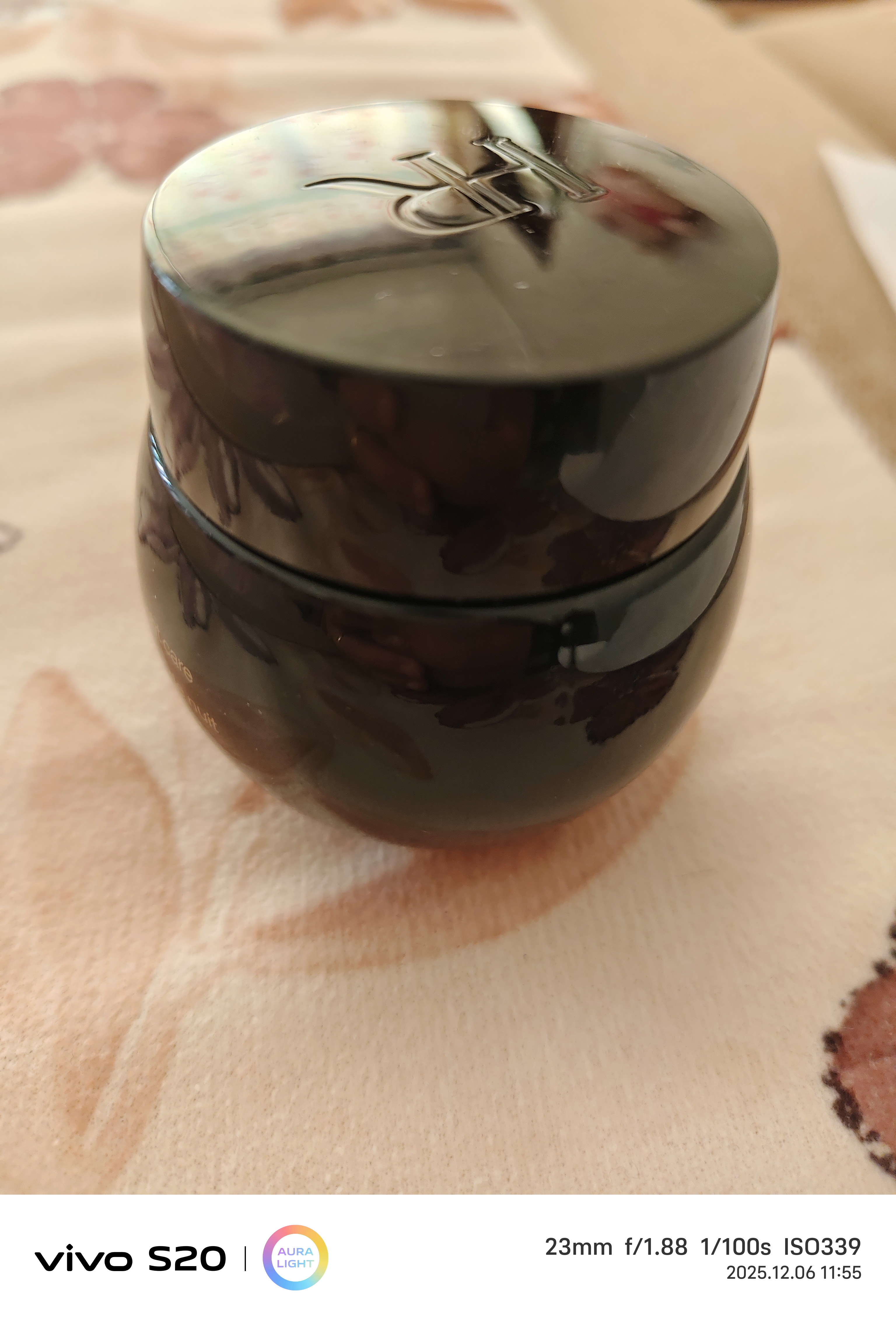 黑绷带眼霜15ml活颜修护眼霜