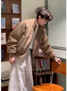 2026冬季羊毛人字纹轻巧短款挺阔蓬松90白鸭绒羽绒服男生加厚外套