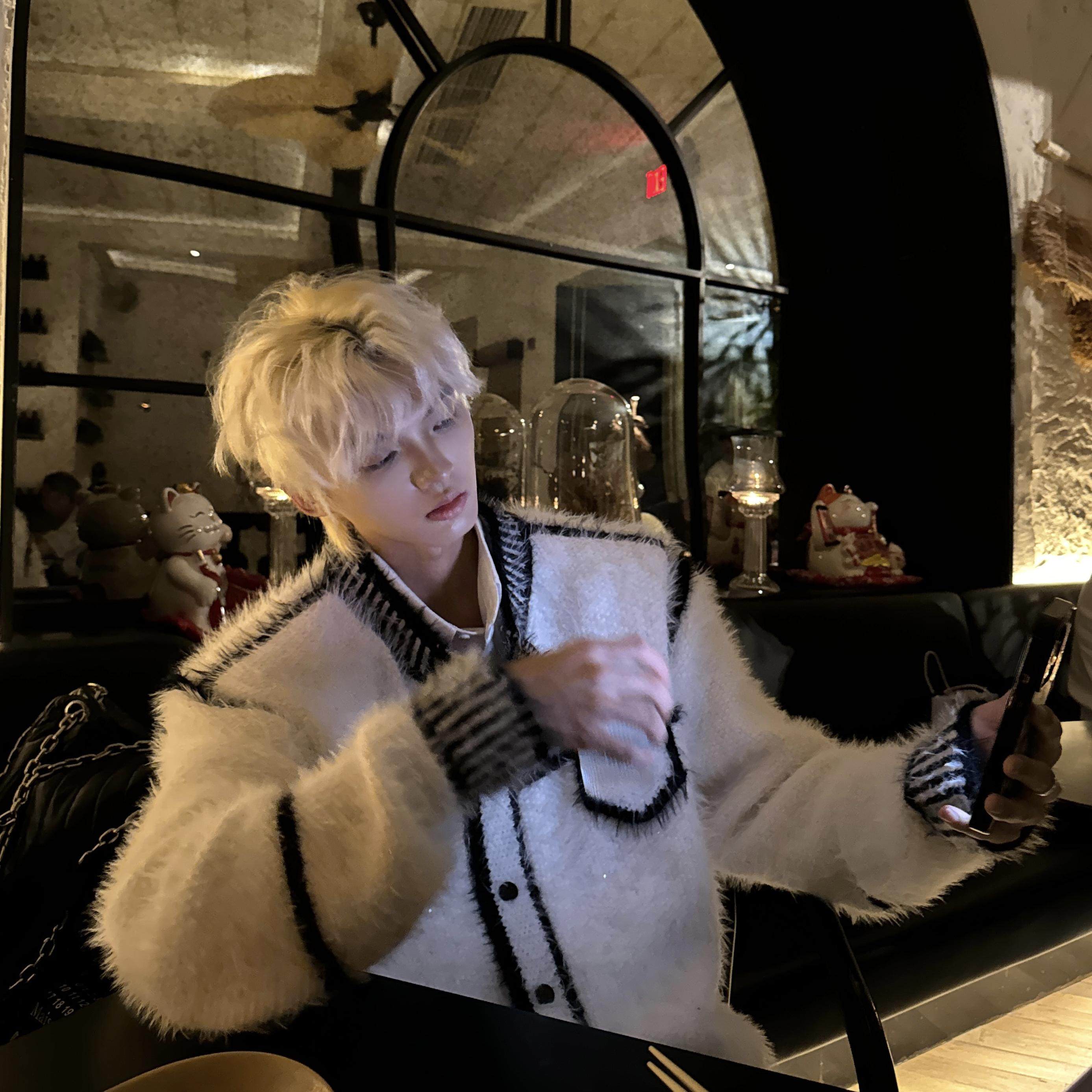 Desaturate24/AWԭ���ذ���������ë��С���ײɫ���ﶬ��֯ë��