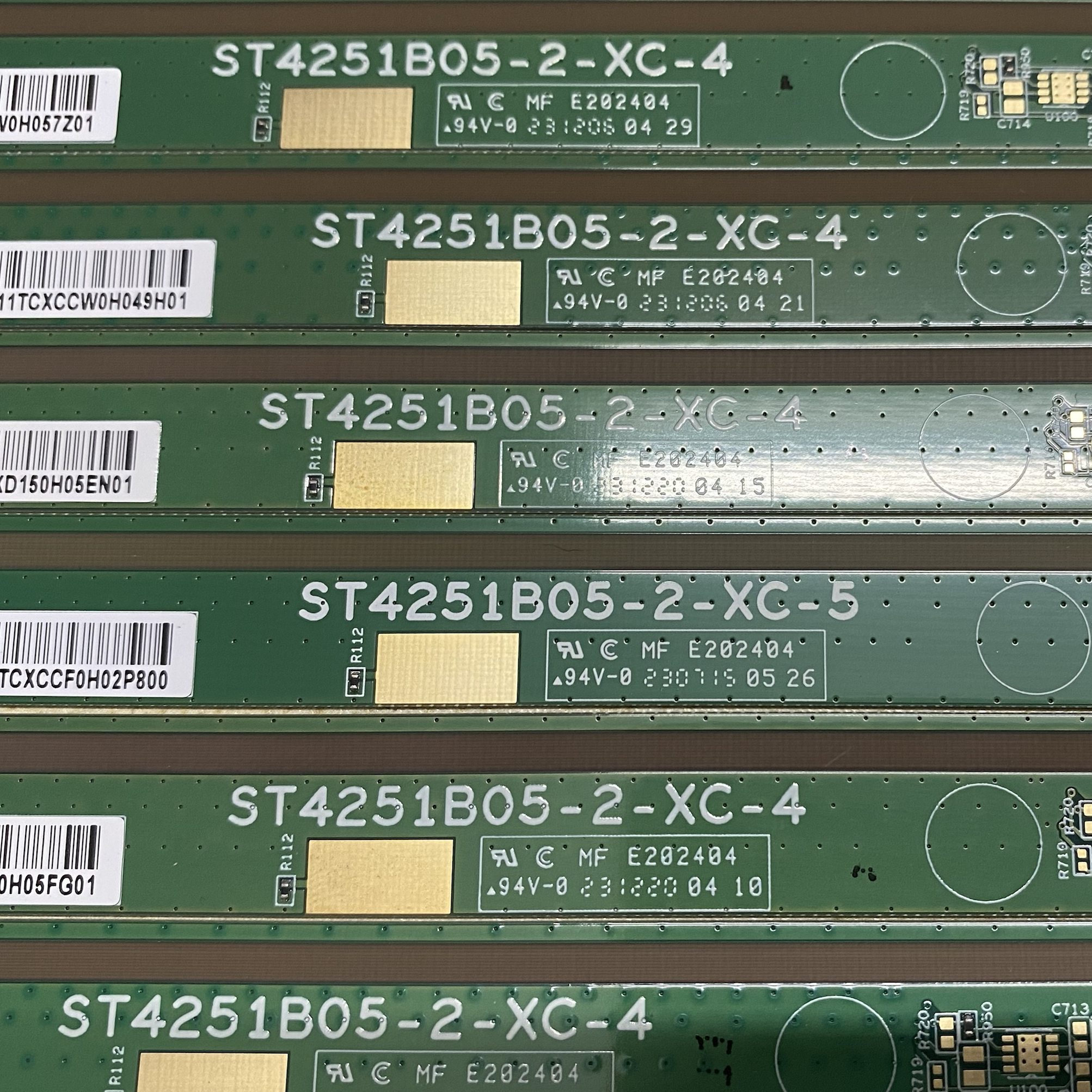 ST4251B05-2-XC-4 原装拆机边条 可到店自提ST4251B05-2-XC-5