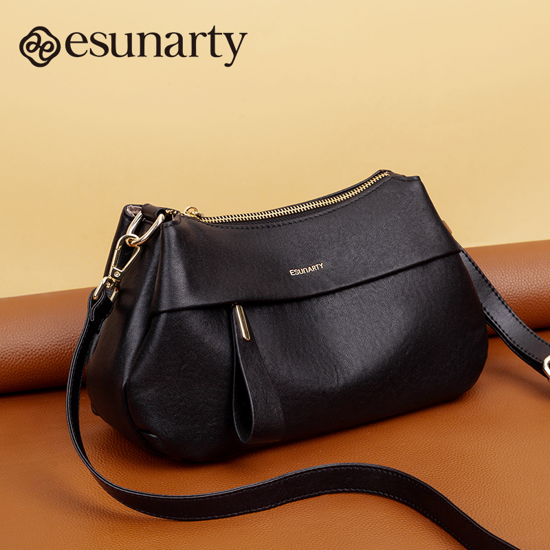 真皮斜挎包包2025新款女式时尚大容量多层单肩包中年妈妈女士包包