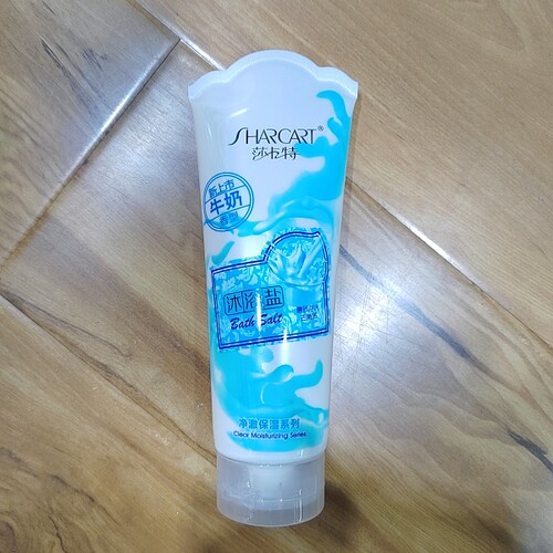 莎卡特沐浴盐磨砂玫瑰牛奶香型