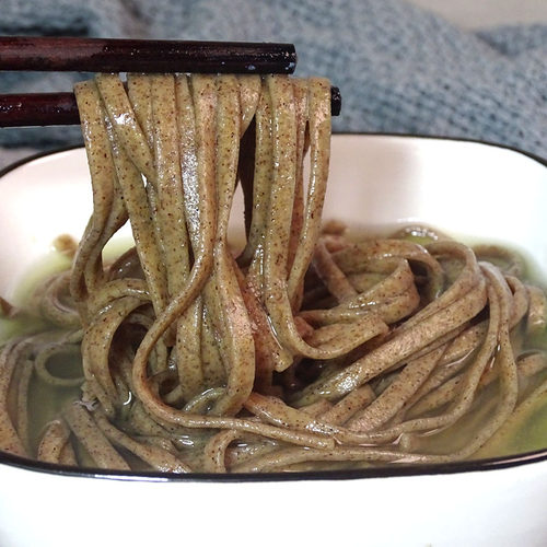 纯粗粮三色藜麦面条无添加