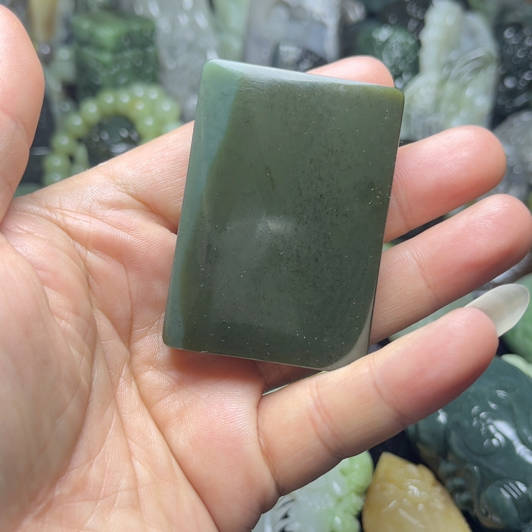 青玉带糖无事牌