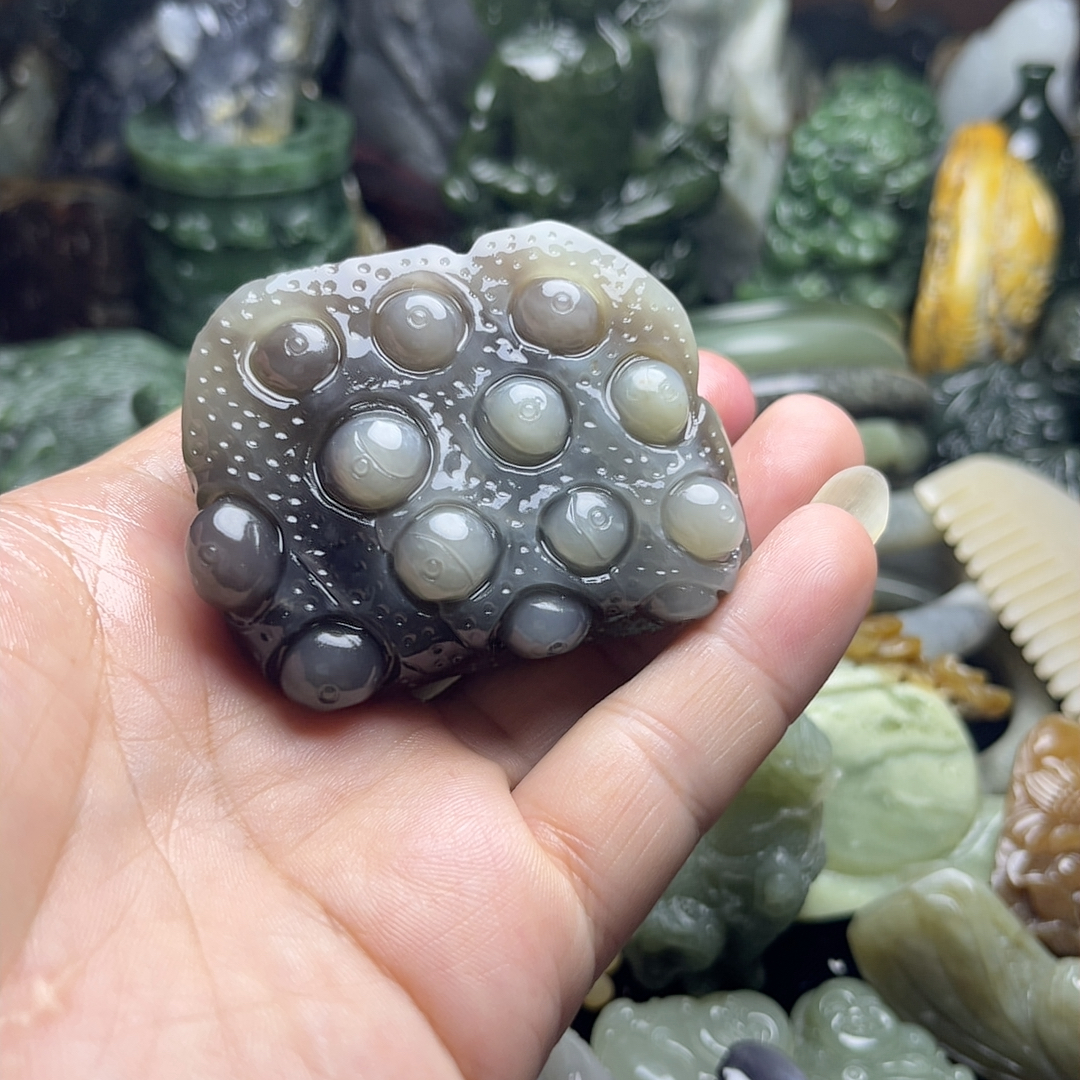 和田玉烟紫莲蓬手把好运连连