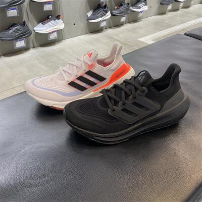 Adidas阿迪达斯中性跑步鞋