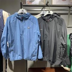 adidas阿迪达斯运动服男夏季休闲舒适防风防风连帽夹克外套IA8135