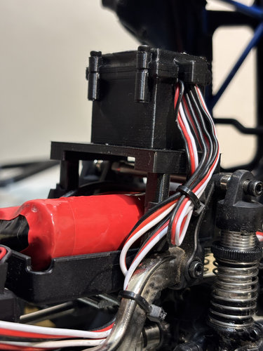 美嘉欣H12Y 改装电池仓增高架加高迷你接收机防水盒配件