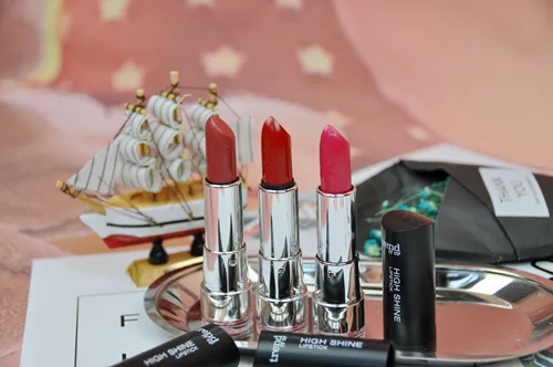 Германская нишевая бренда тренд it Up Black Tube Ploughing Lipstick Lipstick 270 260 Красная Броунная Колона Кирпич Красный