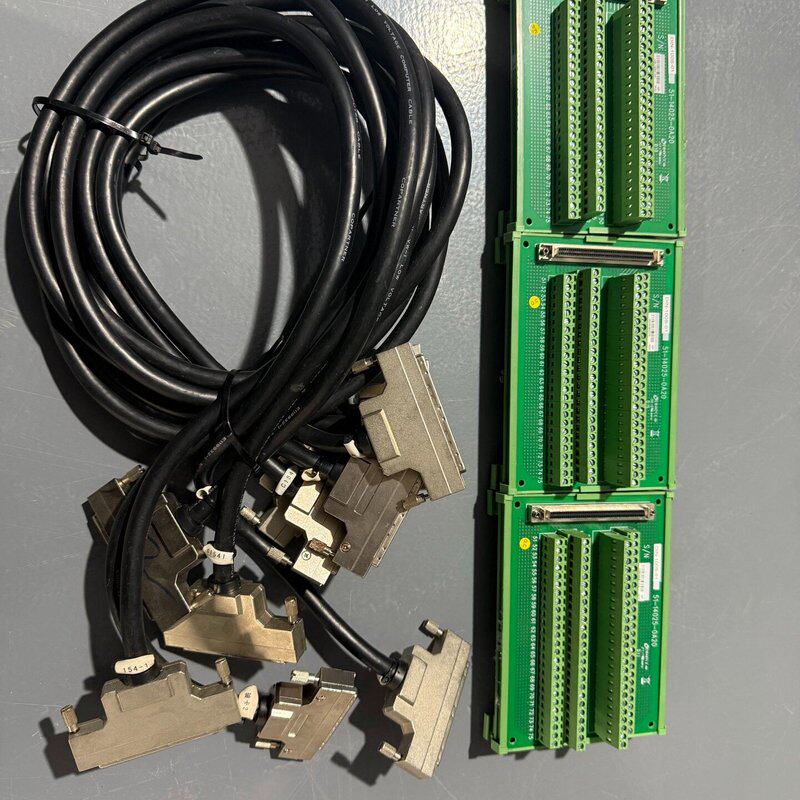 议价DIN-100S-01端子排一套+线（SCSI100公头铁壳可维修