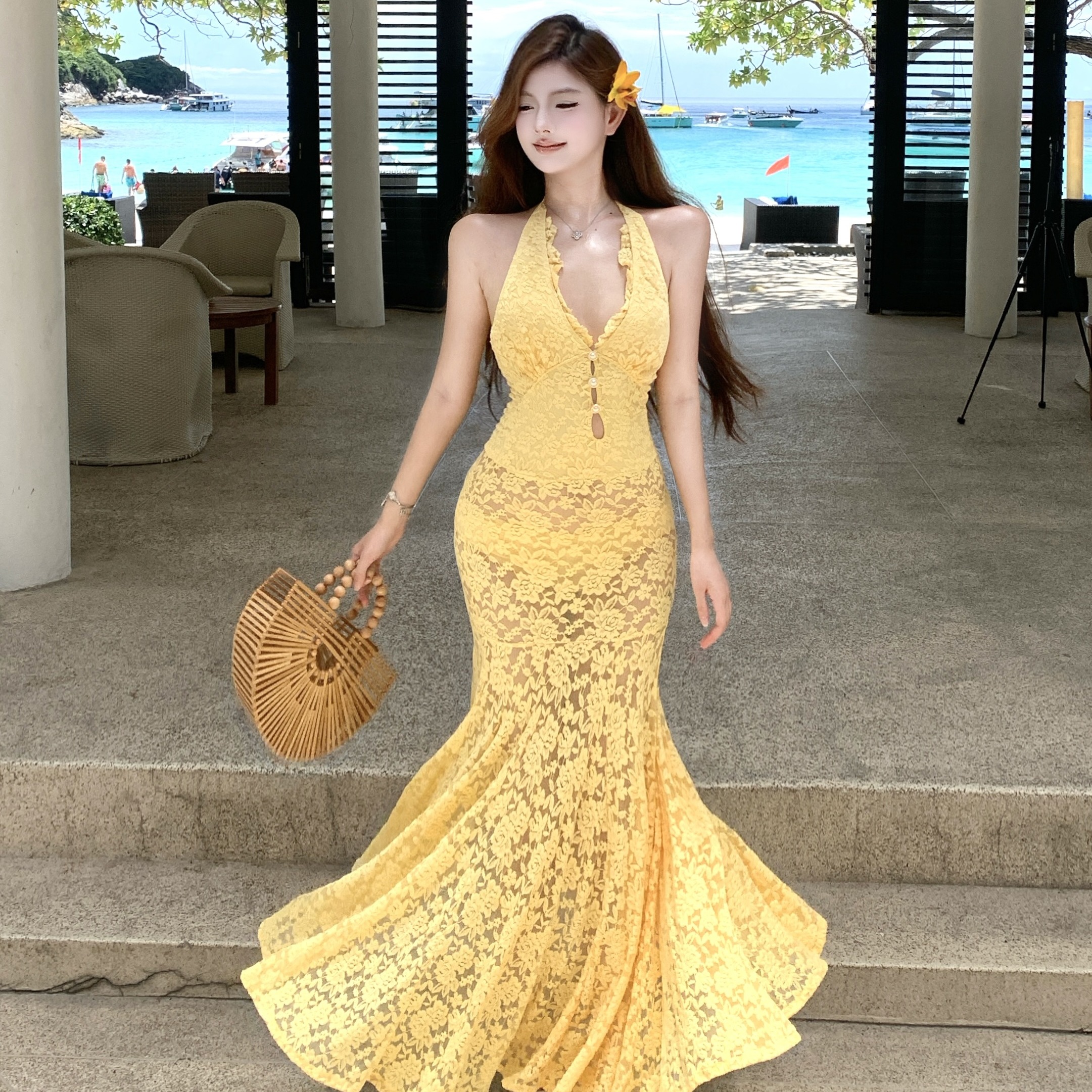 性感蕾丝包臀度假长裙V领挂脖鱼尾裙纯欲风海边度假沙滩裙2536