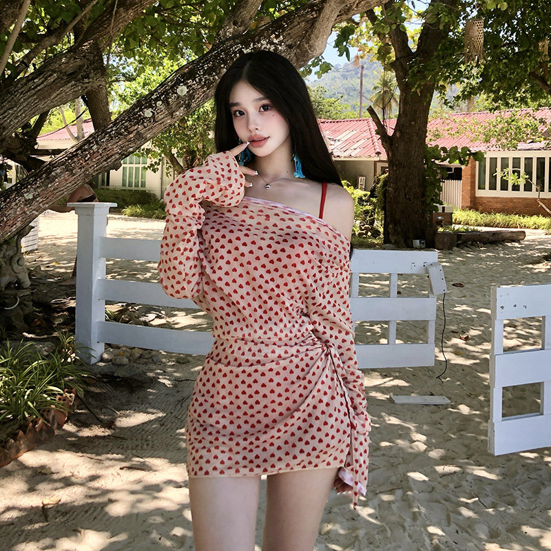 2026新款连体泳衣波点长袖罩衫两件套显瘦遮肚温泉海边泳衣96045