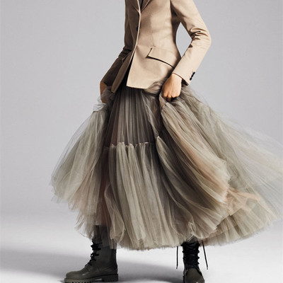 d家新款高端超大下摆网纱半身裙