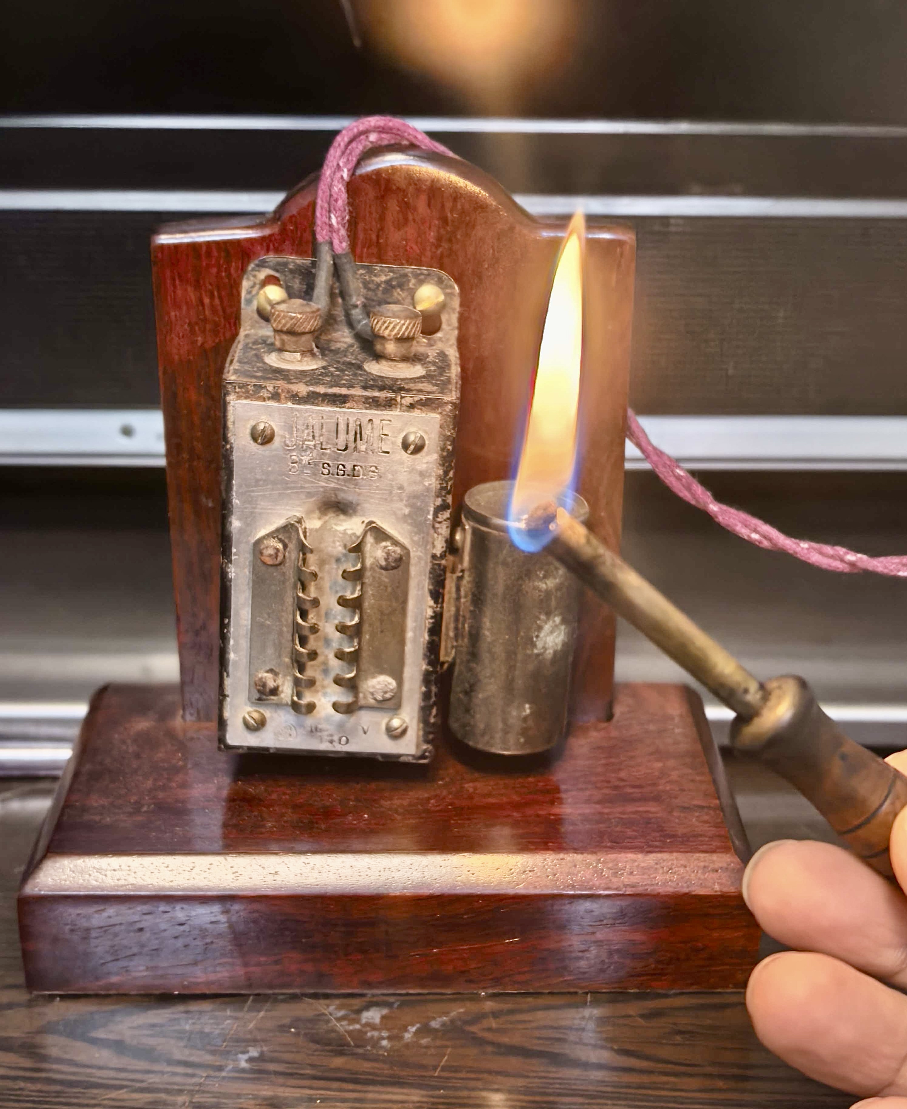 【古董煤油电混合点烟器】上世纪20年代SGDG电弧台式打火机(酷炫)