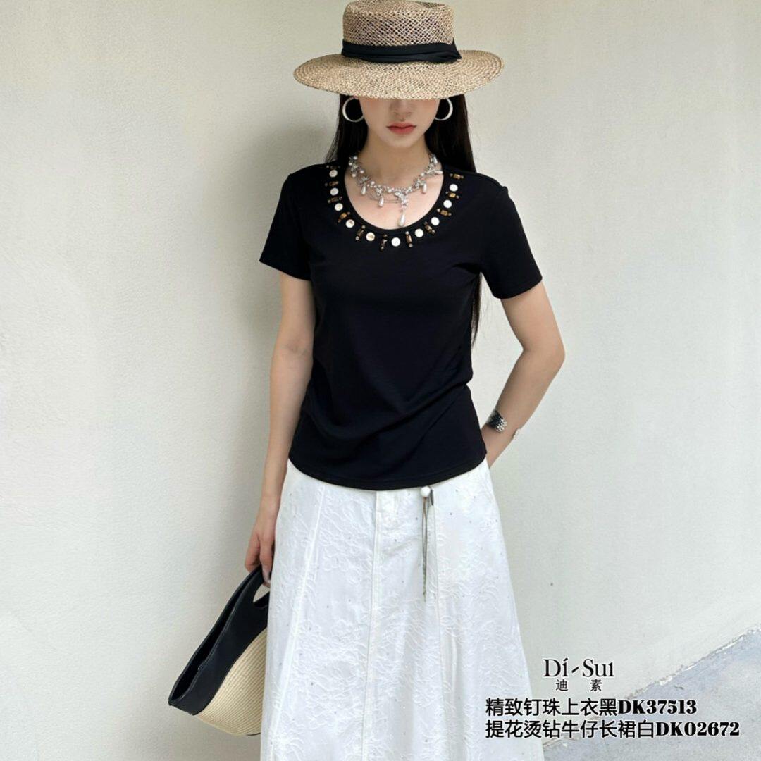 DI-SUI迪素欧货2026夏季新品女装37513精致修身版钉珠圆领上衣