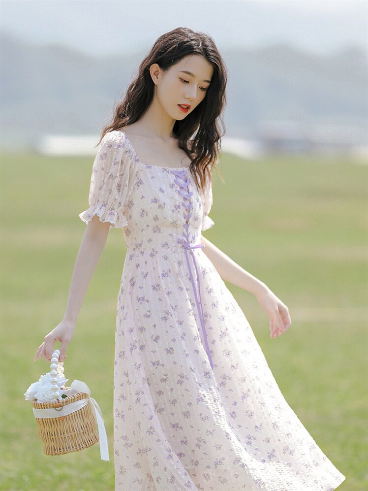 女夏长裙2021温柔风仙女茶歇裙泡泡袖甜美雪纺碎花连衣裙法式长款