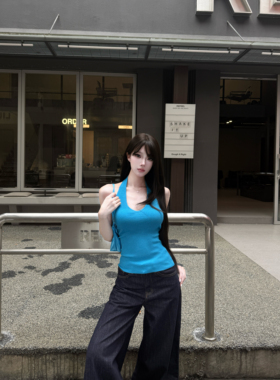 AWMUMU美式辣妹性感蓝色挂脖吊带背心女纯欲V领修身显瘦外穿上衣