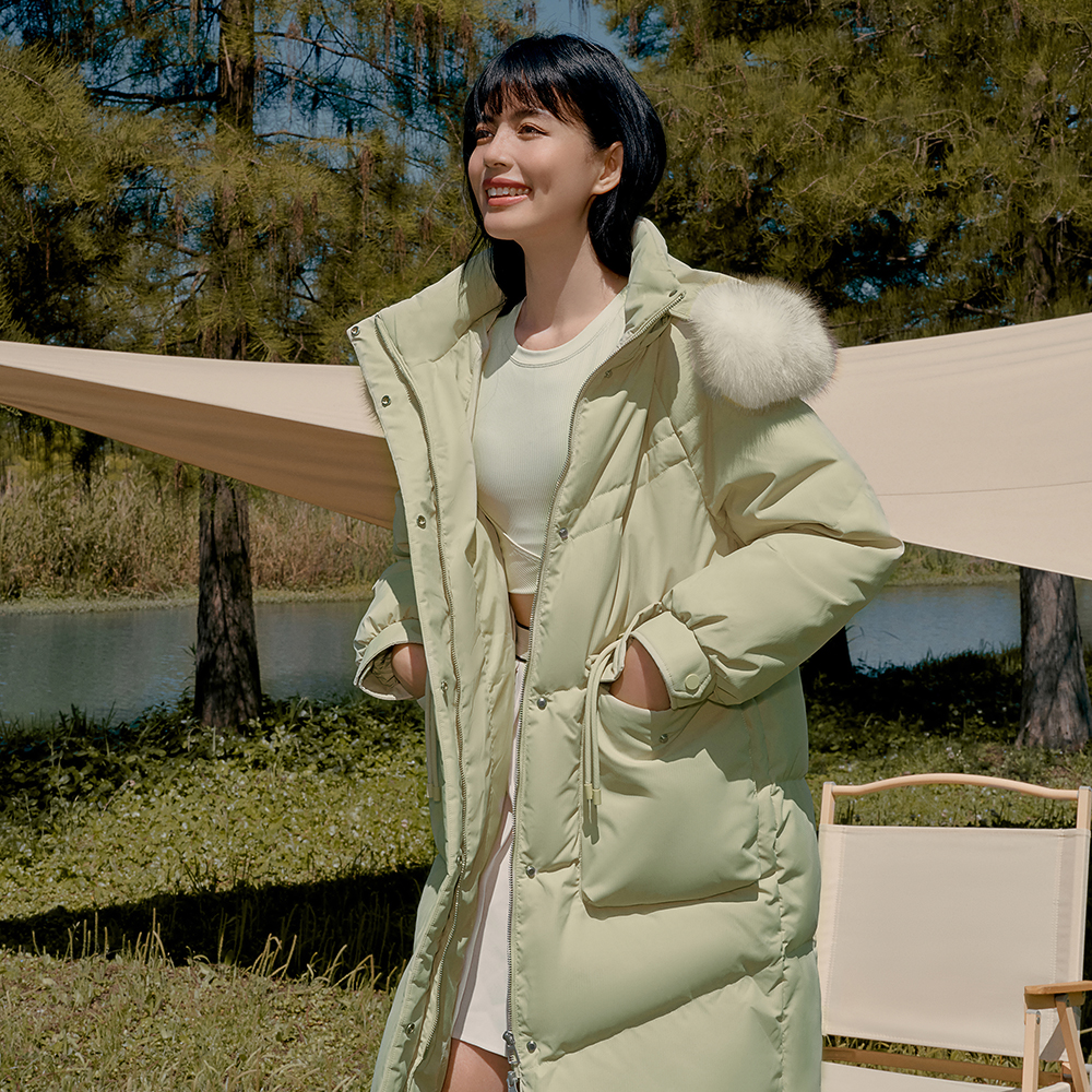 波司登中长连帽女款宽松长款狐狸毛领时尚廓形时尚羽绒服