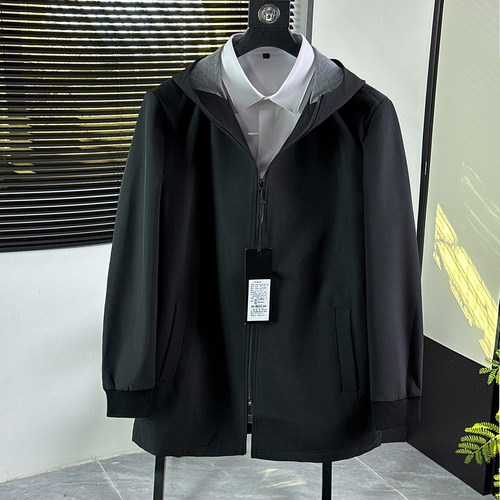 专柜货底子就几件风衣亏本清仓