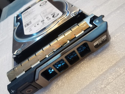 戴尔/DELL 4TB SAS 7.2K 3.5 ST4000NM0023 529FG 服务器硬盘