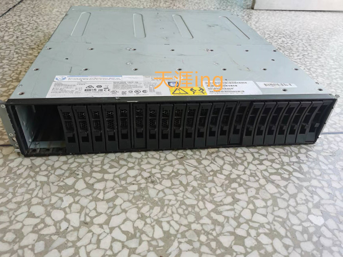 IBM V3700 存储服务器双控双电可出测报 00RY382 00Y4643 00YK807 - 实物图