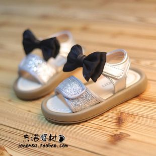 法式凉鞋女童小香风2到3-5-8岁露趾水晶鞋公主鞋子夏天炸街沙滩鞋