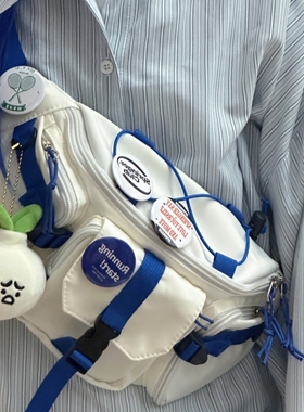 日系原宿港风复古街头潮流胸包男韩版中性少女工装斜挎包百搭腰包