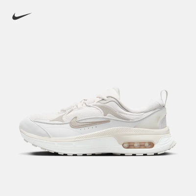 Nike/耐克厚底耐磨跑步鞋