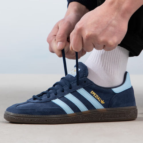 adidas阿迪达斯男女运动鞋休闲鞋