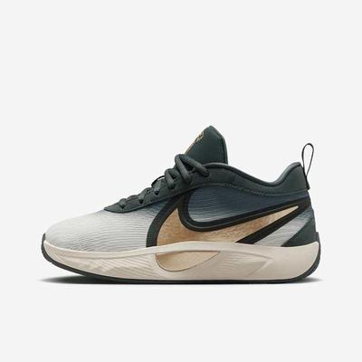 NIKE耐克大童鞋运动实战篮球鞋