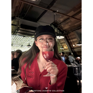 WANANTONG 马年穿小马 自线系列旋转木马全羊毛开衫女冬季