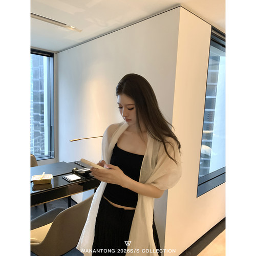 WANANTONG 美而自知 很灵围巾 褶皱肌理设计感围巾女