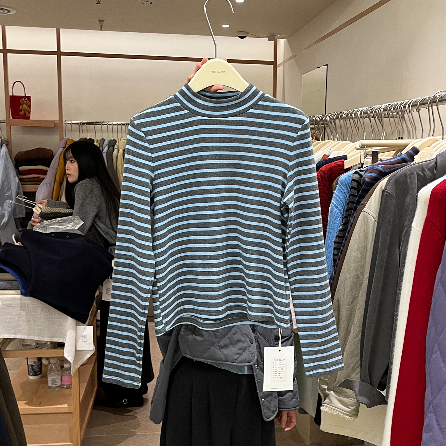 半高领长袖条纹打底针织衫