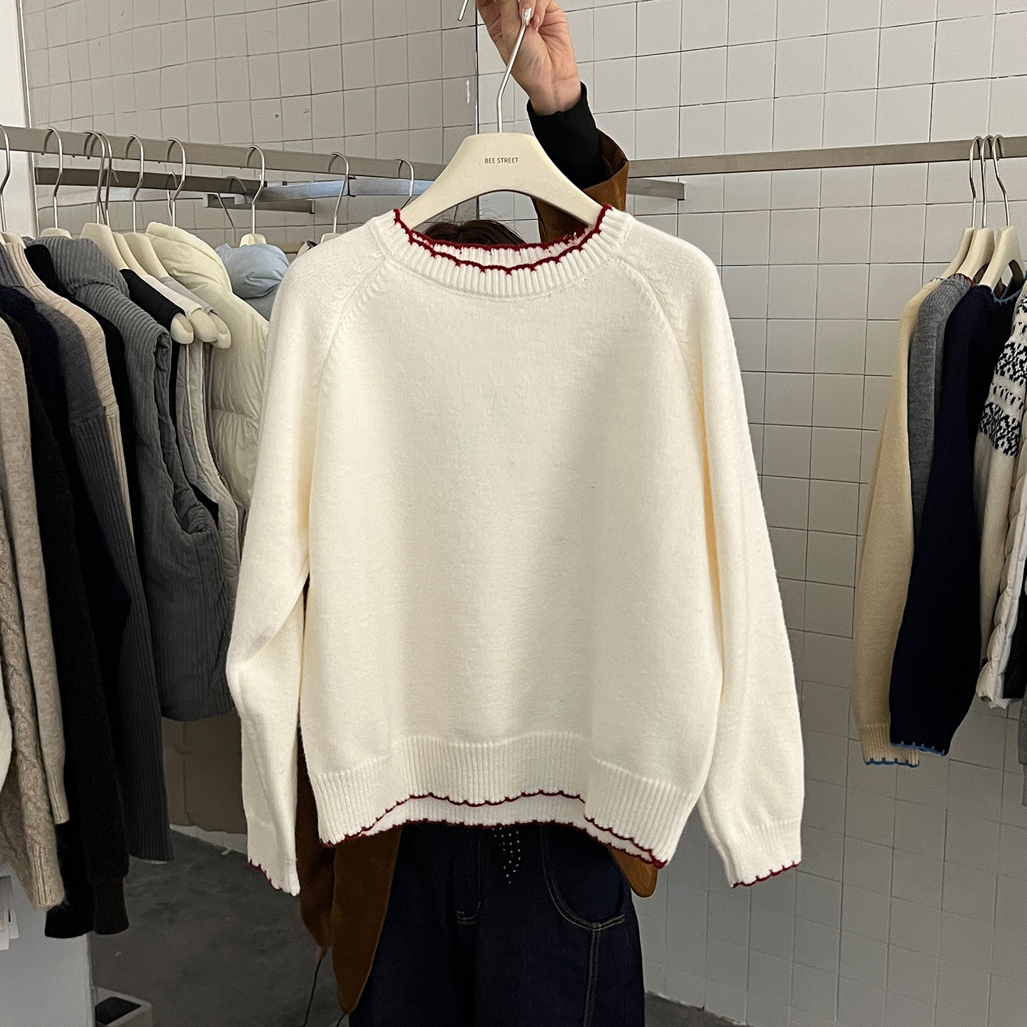 宽松撞色波浪条纹套头毛衣