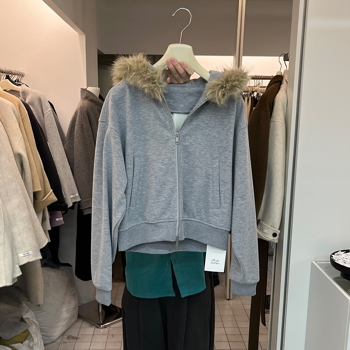 毛领加绒拉链卫衣女宽松连帽外套