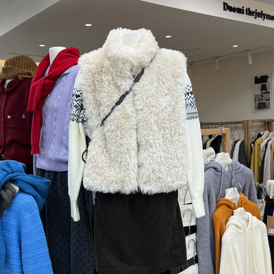 立领毛绒外搭马甲外套女