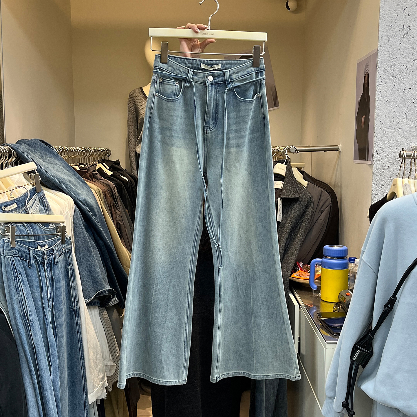 微喇叭牛仔裤女抽绳休闲阔腿裤子