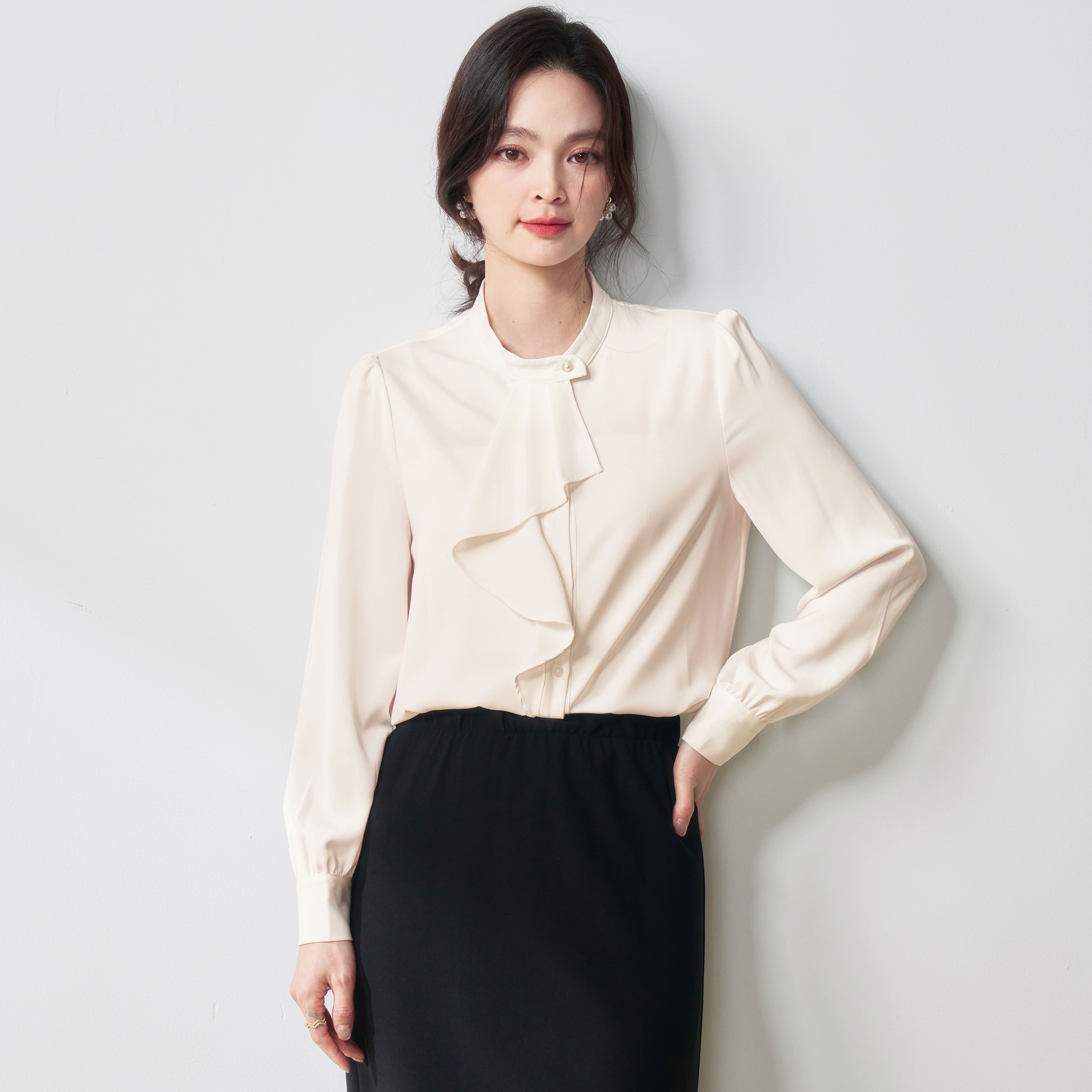 长袖衬衫女春秋职业立领衬衣气质飘带简约OL通勤纯色仿醋酸上衣