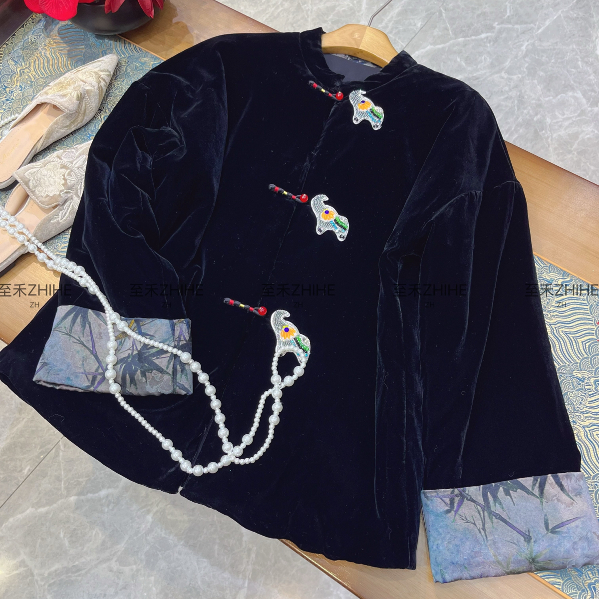 阅悦新中式刺绣显瘦气质短外套YS1-t113