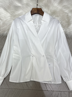 阅悦-V领设计衬衣打造高腰线插肩袖宽松却不拖沓衬衫A9574