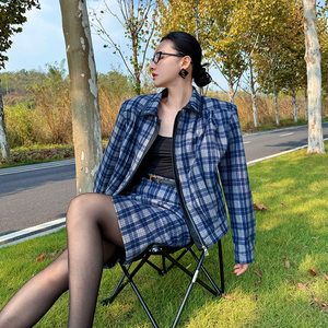海妖精英小羊皮羊毛复古格子秋冬宽松夹克短西装高腰包裙时髦套装
