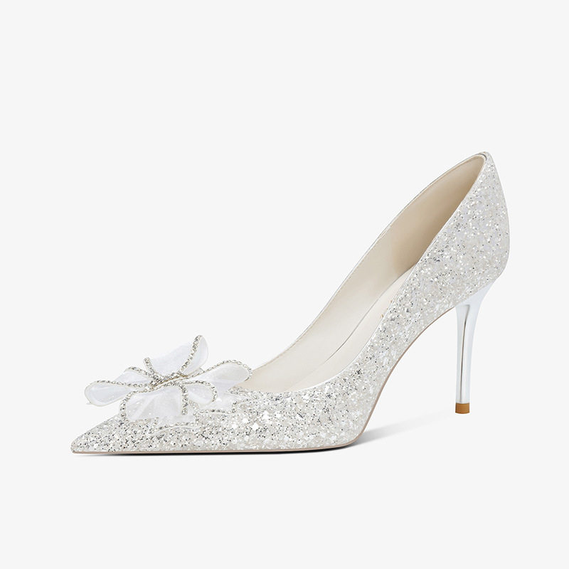 宽胖脚婚鞋新娘鞋蝴蝶结高跟鞋女2026新款绝美亮片羊皮水晶鞋水钻