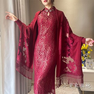 春秋超大披肩带袖保暖披风刺绣复古婚礼胖妈妈旗袍外搭中长款